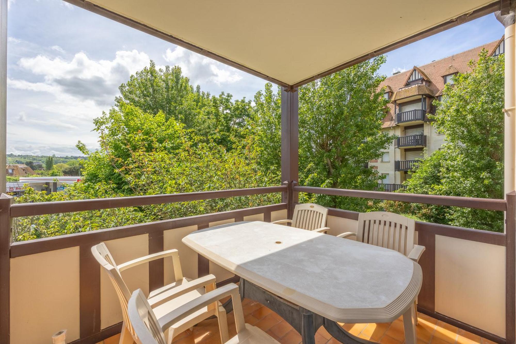 With Parking And Balcony Near The Apartment *