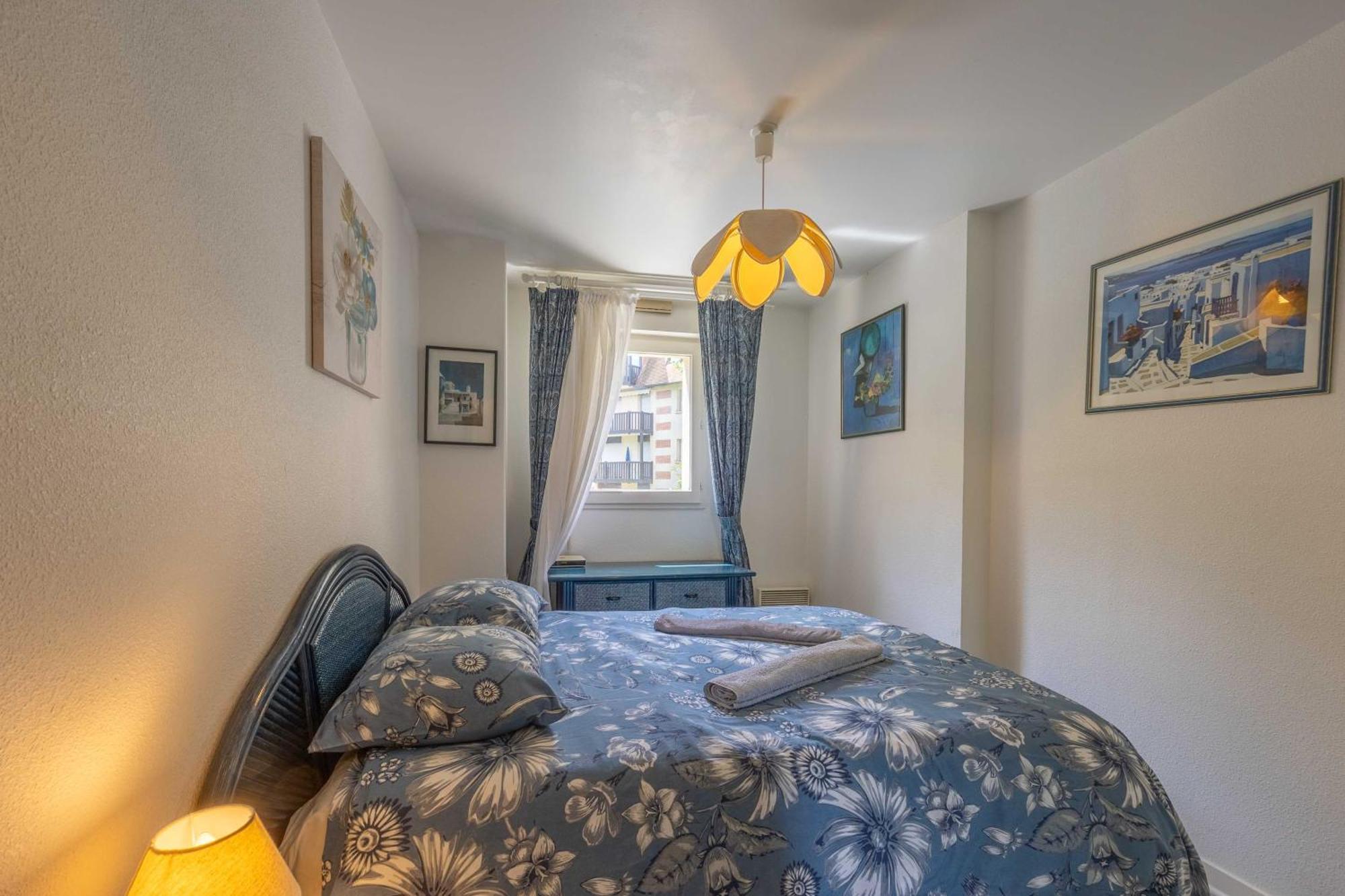 With Parking And Balcony Near The *