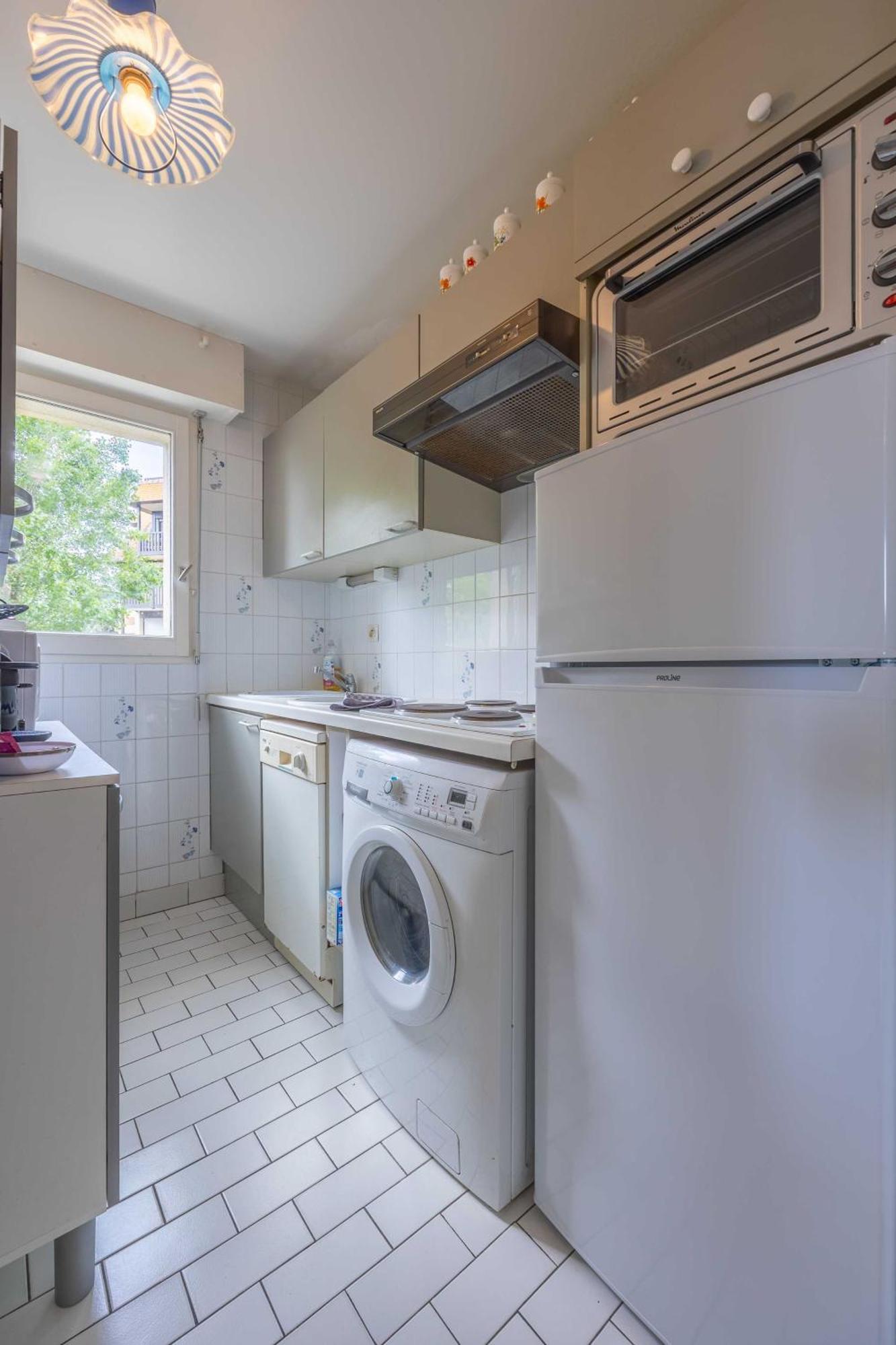 Apartment With Parking And Balcony Near The Deauville